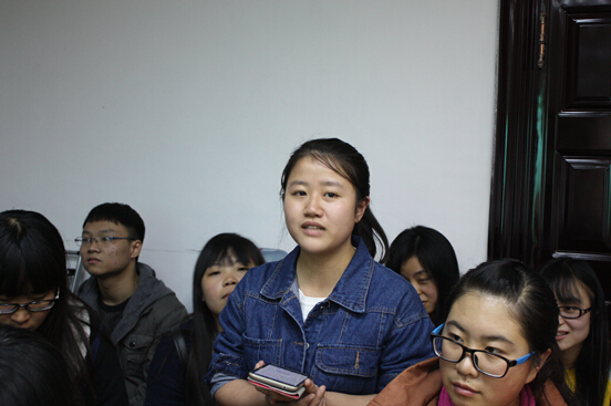 bbin连环夺宝官网师生座谈会顺利举行