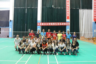 bbin连环夺宝官网第三届羽毛球师生联谊赛顺利举办