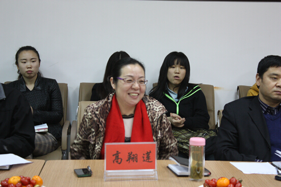 bbin连环夺宝官网师生座谈会顺利举行